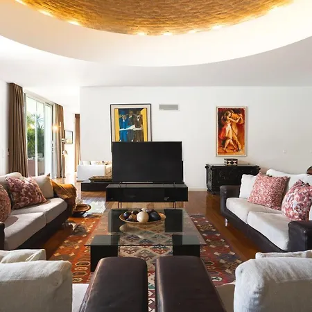 Fantastic Luxury Pool Facing Golf Course Villa Quarteira
