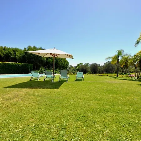 Fantastic Luxury Pool Facing Golf Course Villa Quarteira